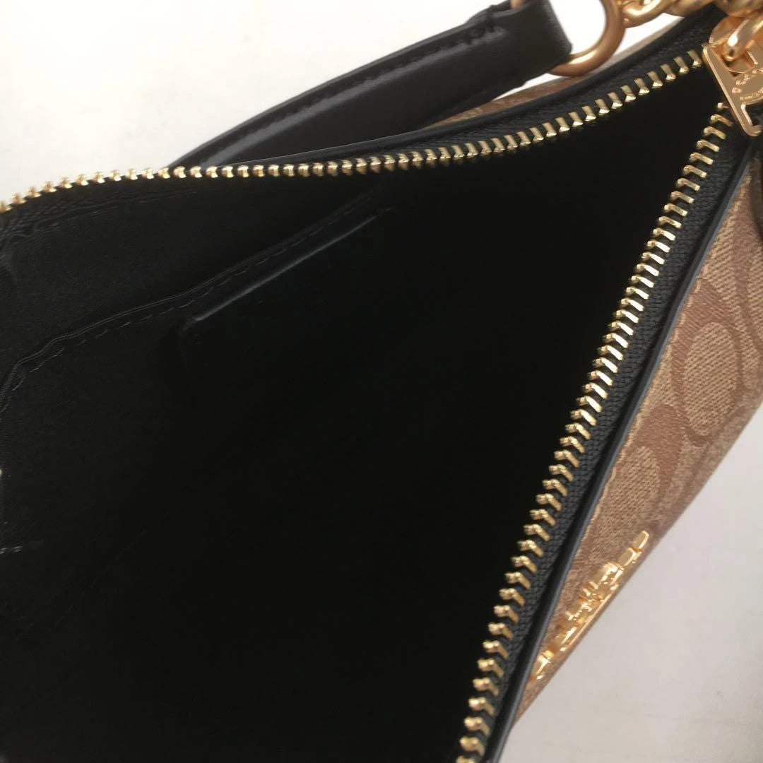 COACH Terry Underarm Bag – Model CA548